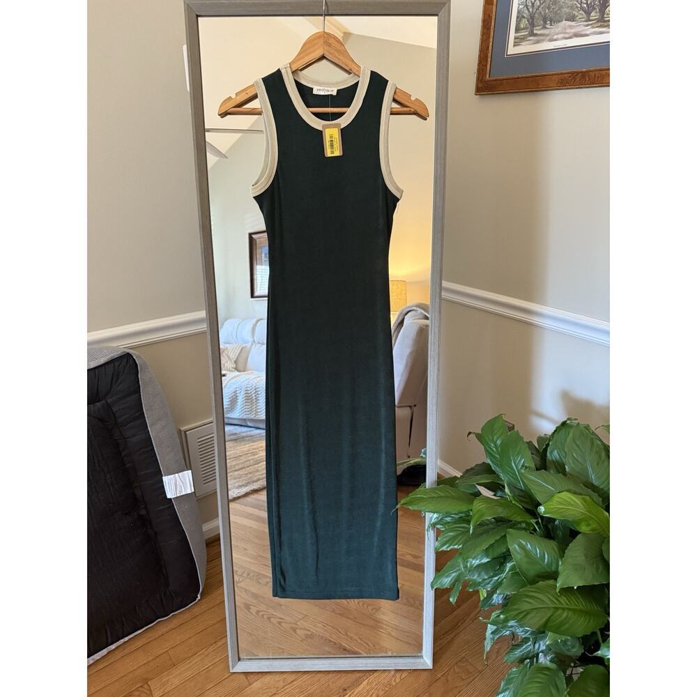 Vestique Women's Green Juniper Dress Size Small